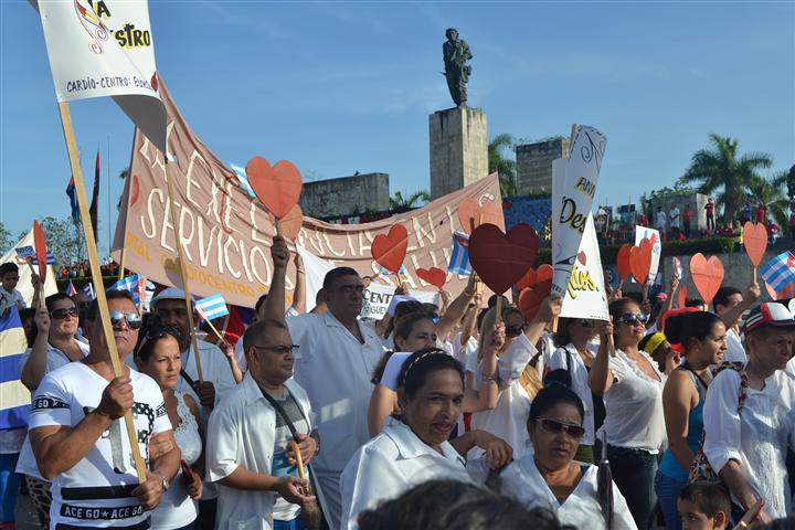  che-guevara-sigue-vivo-en-el-pueblo-de-cuba