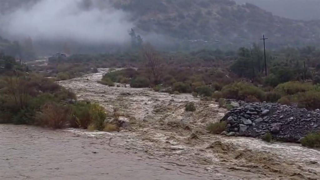  tres-mil-personas-aisladas-por-lluvias-e-inundaciones-en-chile