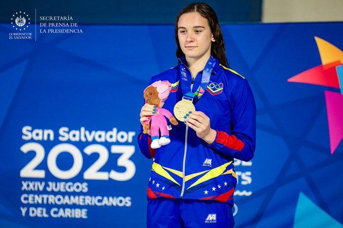 yegres-otorga-otro-oro-a-venezuela-en-natacion-centrocaribena