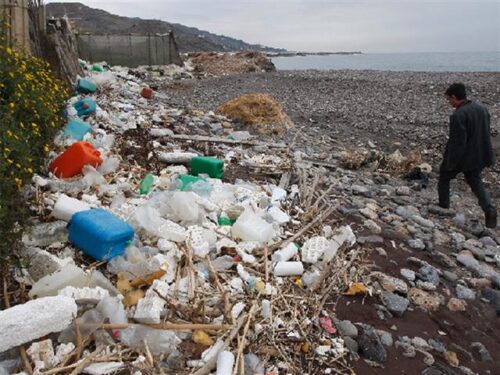 costa-rica-apoya-lucha-contra-contaminacion-por-plasticos