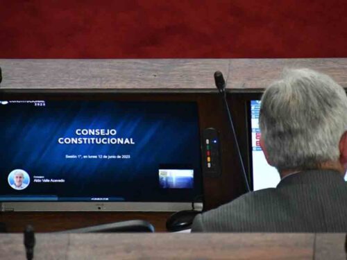 derecha-y-ultraderecha-chilena-se-reparten-comisiones-constituyentes