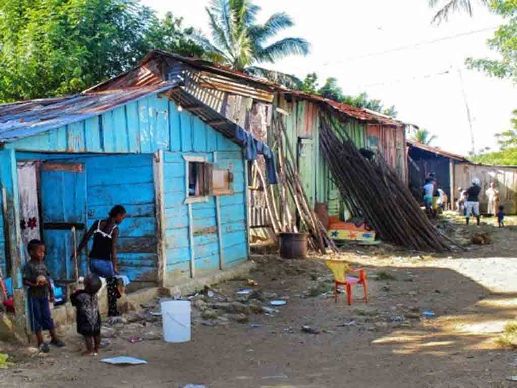 pobreza-golpea-al-591-por-ciento-de-hogares-dominicanos-en-frontera