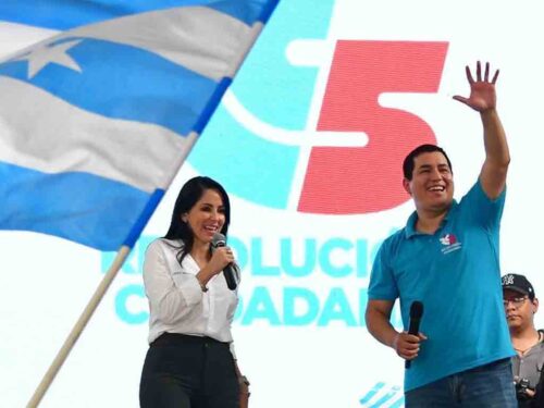 revolucion-ciudadana-de-ecuador-sigue-liderando-encuestas-electorales