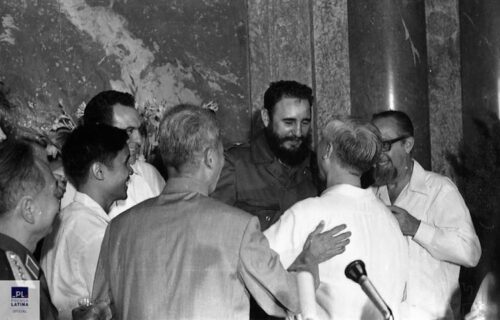 Fidel en Vietnam diálogo