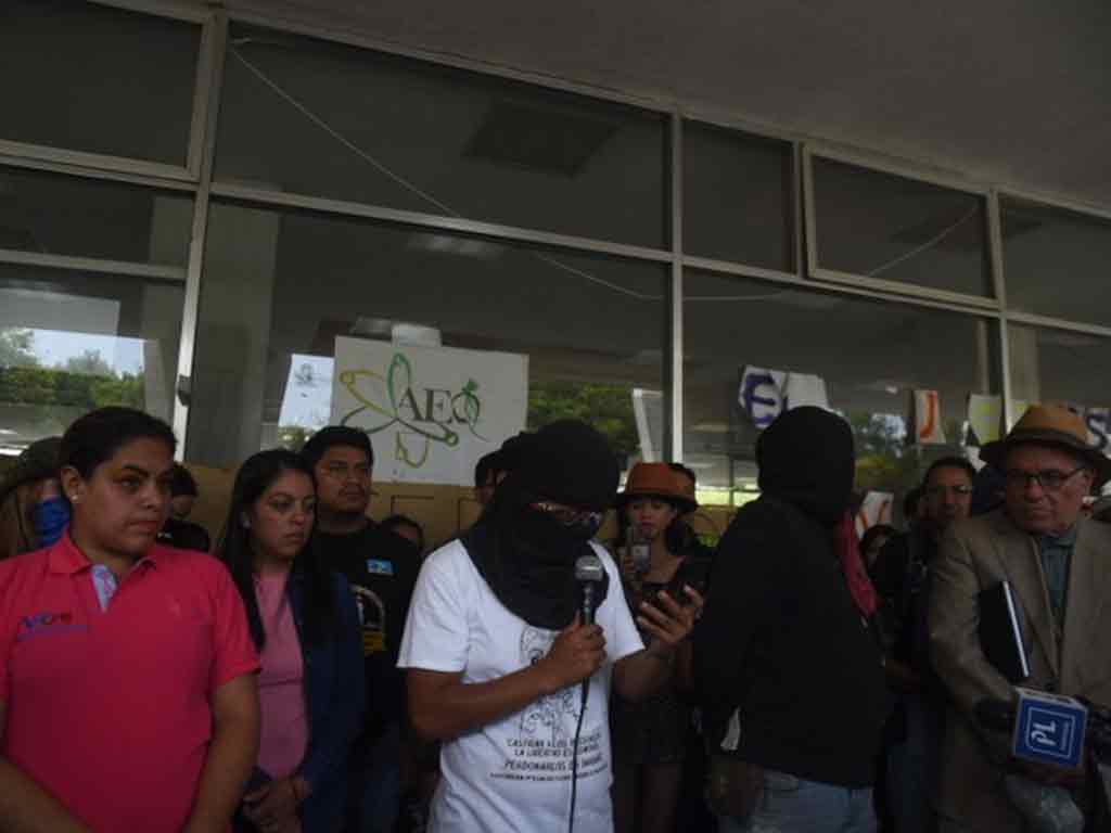 estudiantes-entregan-campus-central-de-la-san-carlos-de-guatemala