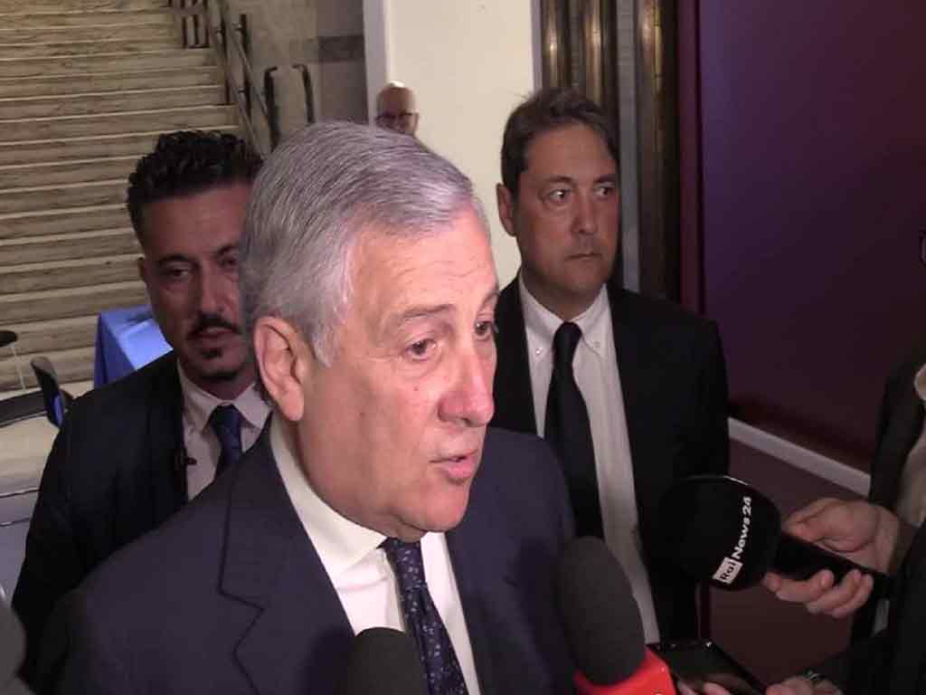 tajani-considero-favorable-a-italia-nuevo-pacto-migratorio-de-la-ue