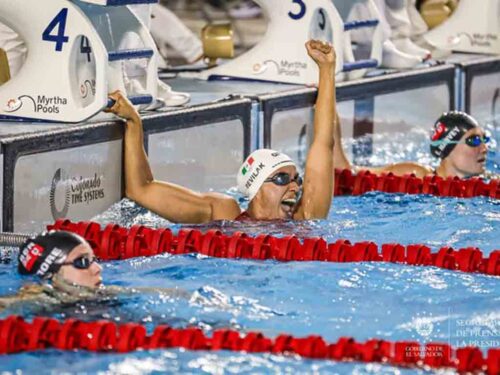 mexicana-revilak-oro-en-50m-libres-de-natacion-de-centrocaribes