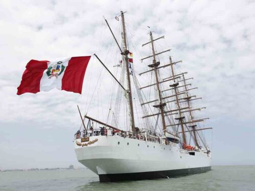 velero-de-marina-de-peru-inicio-travesia-alrededor-del-mundo