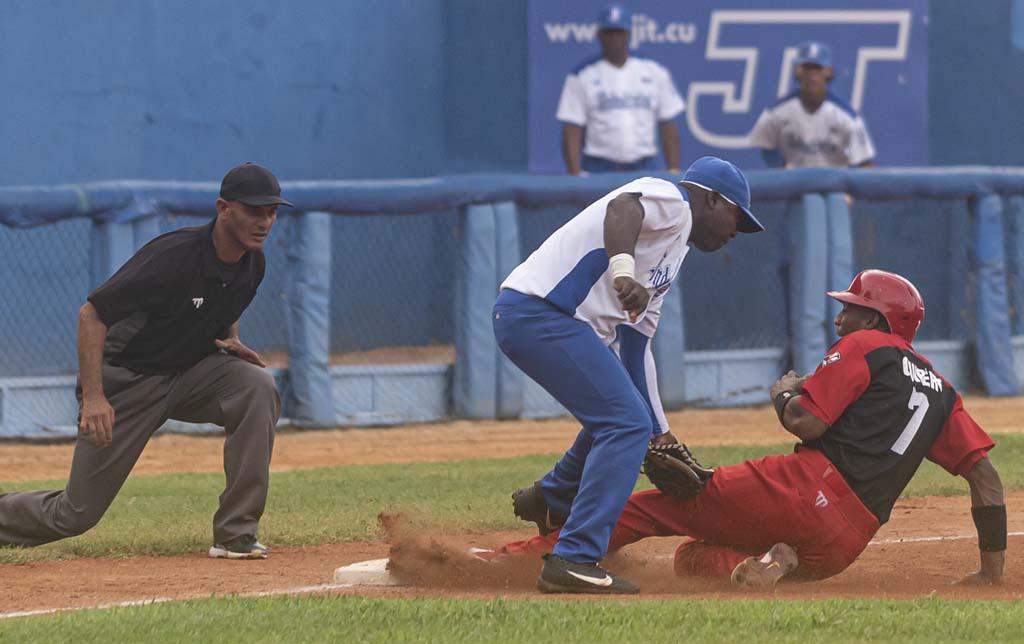  el-clasico-del-beisbol-cubano-se-decidira-en-santiago-de-cuba