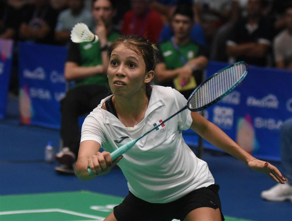  cubana-de-plata-ante-tricampeona-mexicana-en-badminton-centrocaribeno