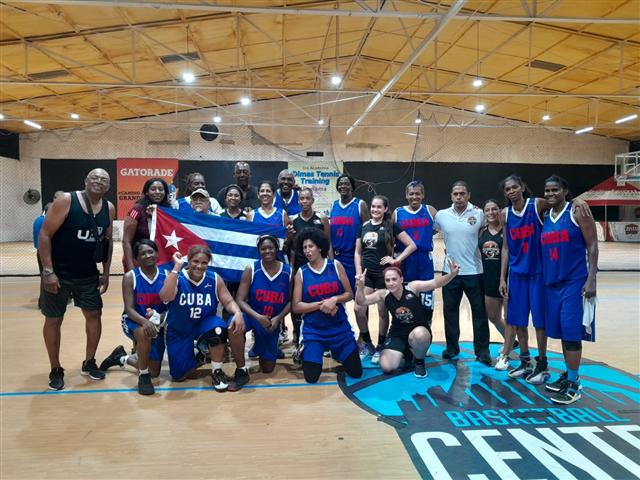 atletas-de-panama-colombia-y-cuba-unidos-por-el-baloncesto