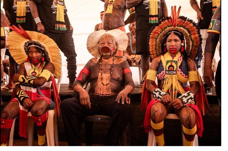 indigenas-debaten-en-brasil-sobre-derechos-a-la-tierra-y-clima