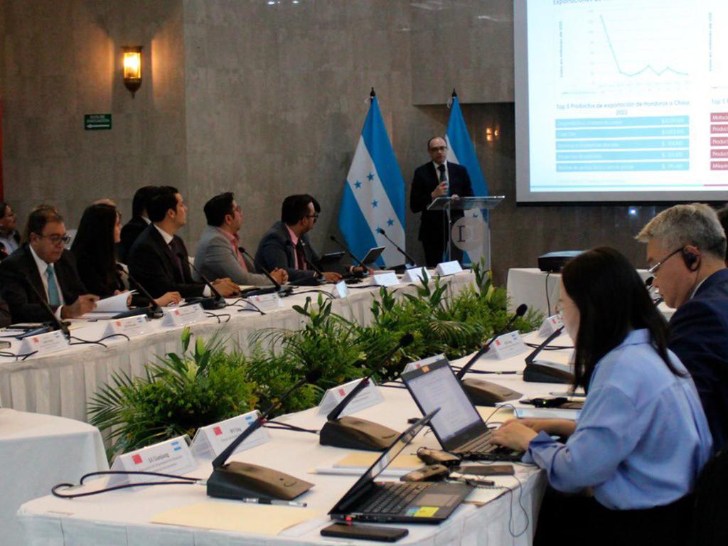 honduras-y-china-realizaron-primera-reunion-de-negociaciones-del-tlc