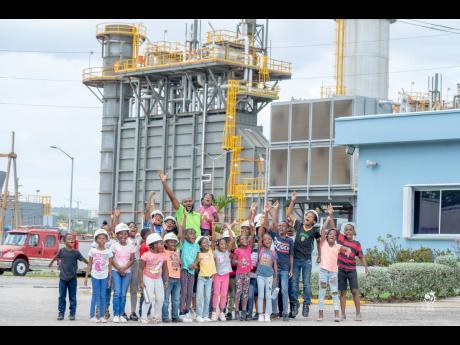 campamento-de-verano-crea-oportunidades-para-jovenes-de-jamaica