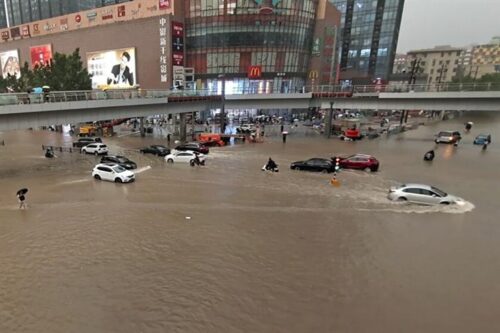 al-menos-11-muertos-y-27-desaparecidos-en-beijing-por-fuertes-lluvias