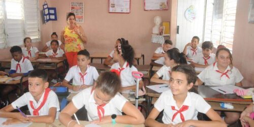 evaluan-inicio-del-curso-escolar-2023-2024-en-provincia-de-cuba