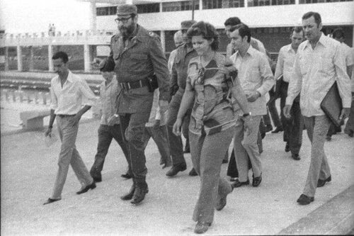 Fidel-en-la-inauguración-de-la-Escuela-Vocacional-Máximo-Gómez