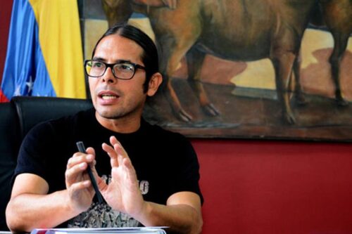 venezuela-realizara-primer-festival-de-poesia-liceista