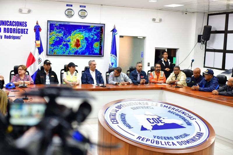 presidente-dominicano-pide-retomar-actividades-tras-paso-de-tormenta