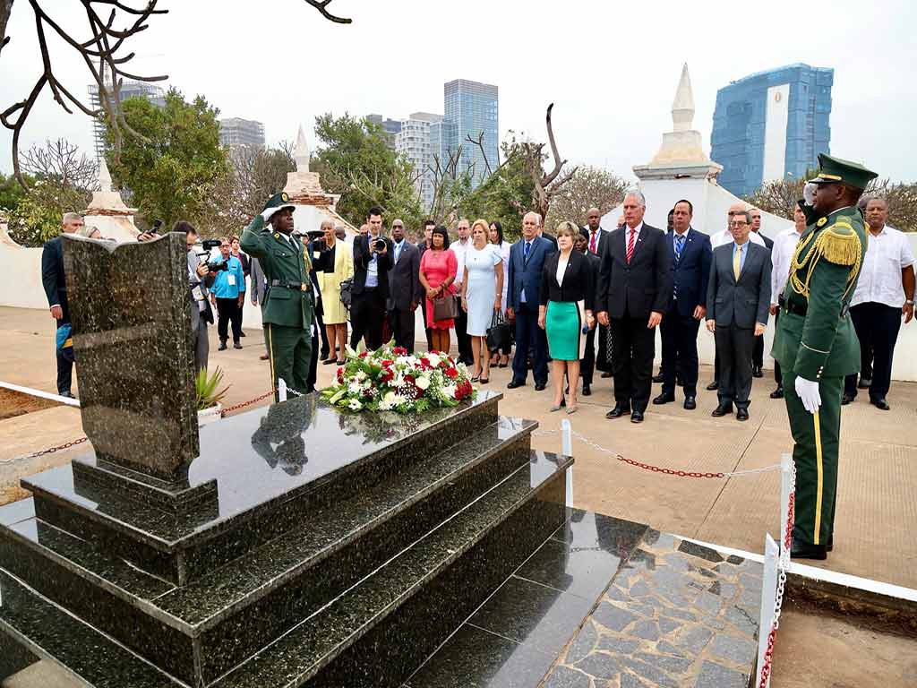 delegacion-cubana-y-presidente-de-cuba