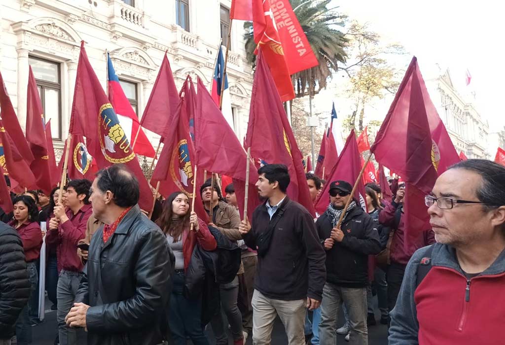 perdonas-banderas-Honras-fúnebres