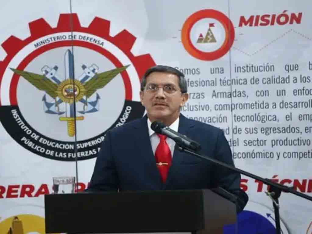 ministro-de-defensa-de-peru-viajara-a-estados-unidos-2