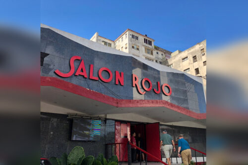 salon-rojo