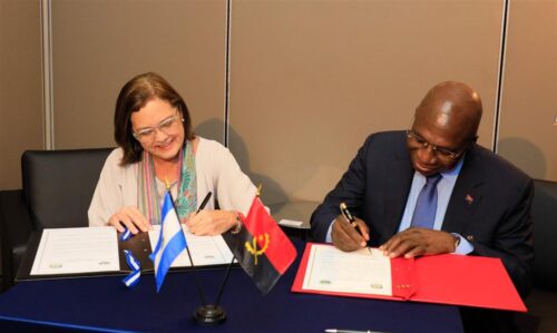 angola-y-el-salvador-firman-acuerdo-de-establecimiento-de-relaciones