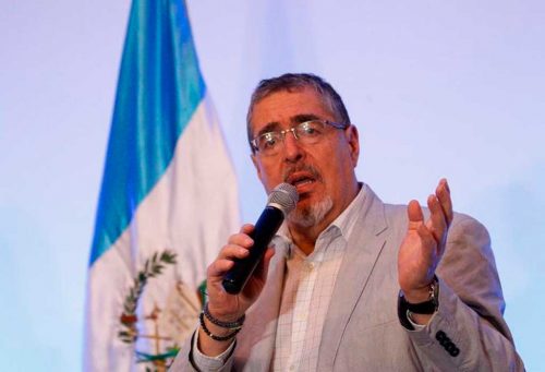 presidente-electo-de-guatemala-llamo-a-llenar-hogares-de-esperanza