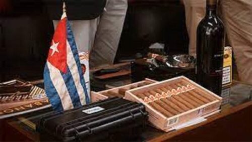 expertos-de-cuba-prueban-habanos-con-bebidas-de-paises-bajos