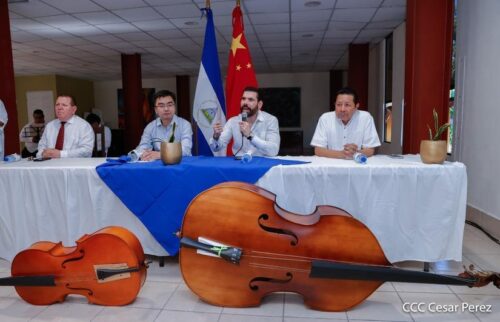 nicaragua-recibio-de-china-donativo-de-instrumentos-musicales