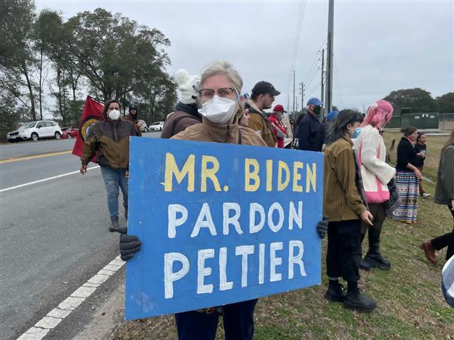  nuevo-pedido-a-biden-por-libertad-de-leonard-peltier