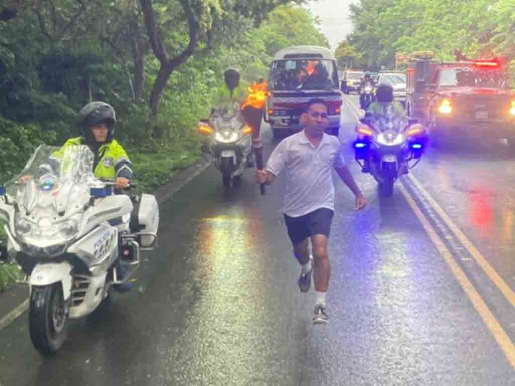 antorcha-de-la-independencia-recorre-costa-rica