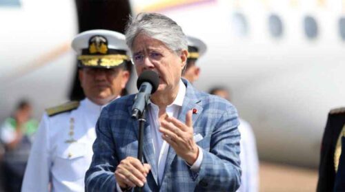 presidente-de-ecuador-viaja-a-eeuu-en-medio-de-crisis-energetica