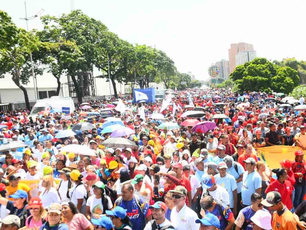  venezolanos-ratificaron-apoyo-a-nicolas-maduro-y-defensa-del-esequibo