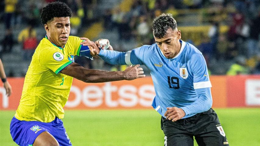 uruguay-y-brasil-hoy-en-eliminatorias-en-estadio-centenario