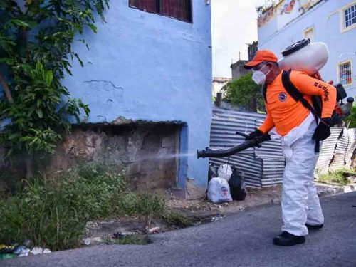 intensifican-fumigacion-y-limpieza-en-capital-dominicana-por-dengue
