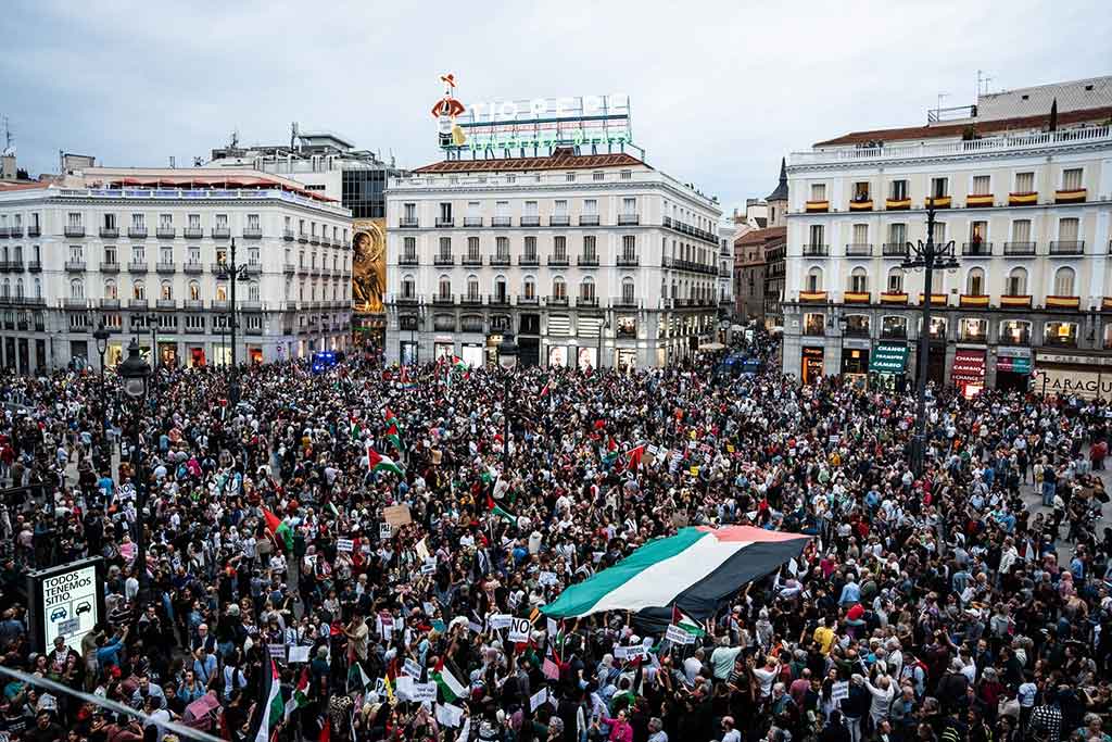 madrid-se-levanta-con-multitudinaria-manifestacion-por-palestina