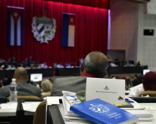 parlamento-de-cuba-publica-dos-nuevos-proyectos-de-leyes