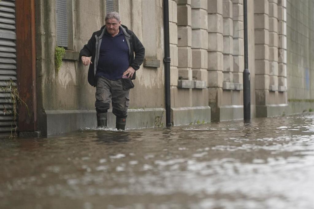 vientos-de-casi-200-km-h-en-occidente-frances-por-tormenta-ciaran