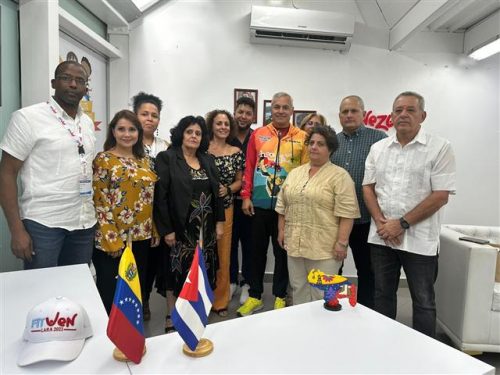 venezuela-y-cuba-firmaron-siete-acuerdos-de-cooperacion-en-turismo