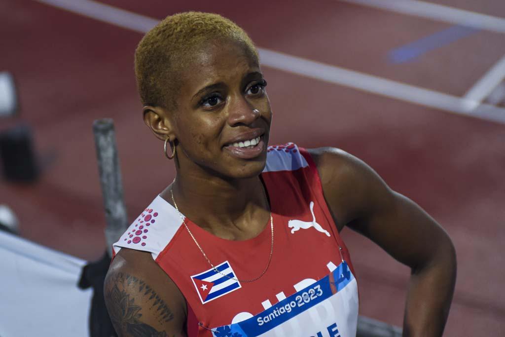 greisys-roble-otra-centella-cubana-en-el-atletismo-de-santiago-2023