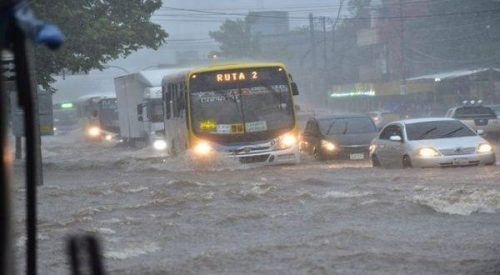 intensas-lluvias-en-paraguay-y-vientos-de-120-kilometros-por-hora