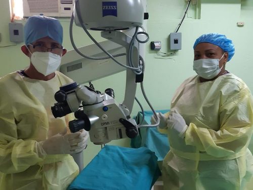 medico-de-cuba-devuelve-vision-durante-segunda-etapa-en-guatemala
