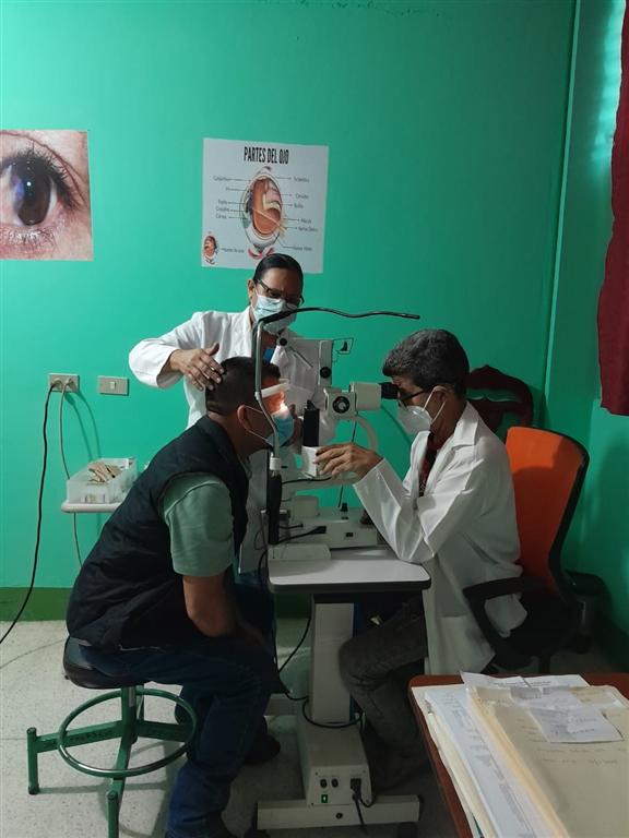  medico-de-cuba-devuelve-vision-durante-segunda-etapa-en-guatemala