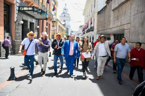 municipios-de-ecuador-exigen-al-gobierno-de-lasso-pagar-deudas