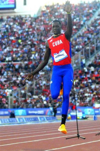 lazaro-martinez-y-cuba-plata-en-mitin-de-atletismo-en-francia