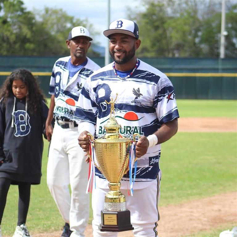  dominicano-german-de-lo-mas-selecto-en-liga-de-beisbol-de-guatemala