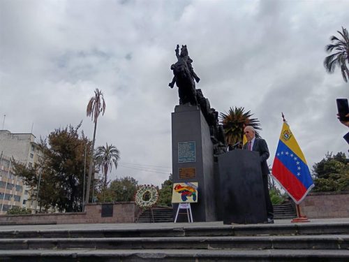 homenaje-en-ecuador-a-bolivar-a-193-anos-de-su-muerte