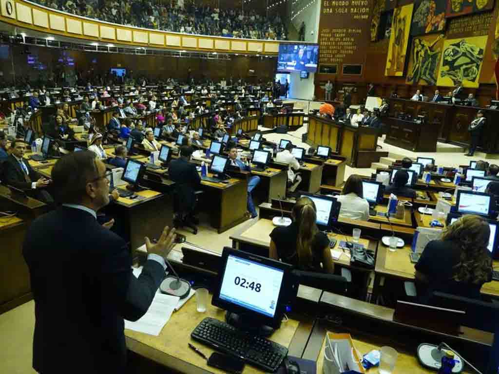 consejo-de-administracion-de-ecuador-analizara-ley-energetica